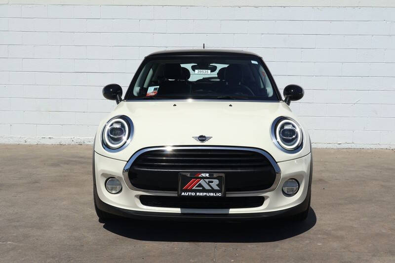 mini hardtop 2 door 2019 WMWXP5C59K2H31127 image mini hardtop 2 door 2019 WMWXP5C59K2H31127 image